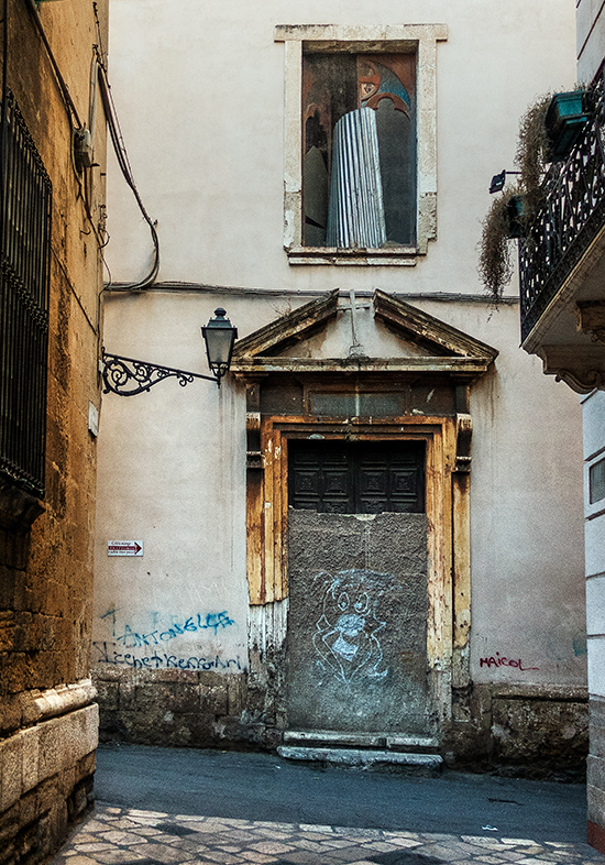 Alleys of Taranto:   The Church