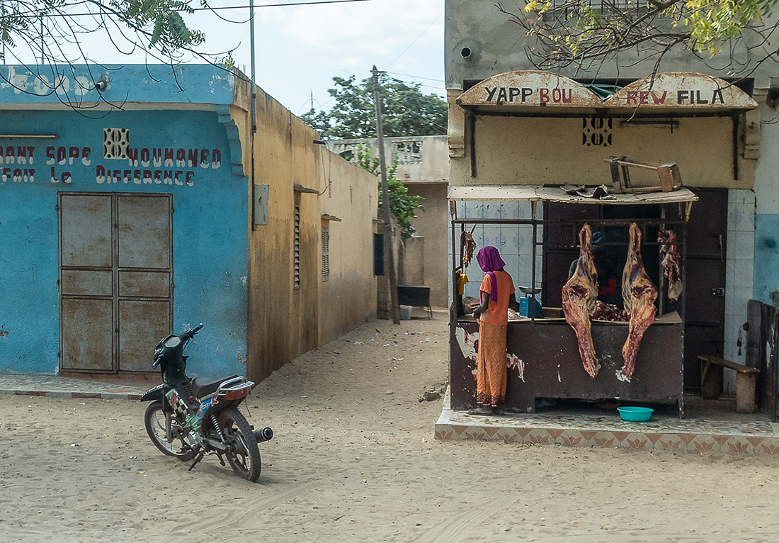Senegal: Köttboden